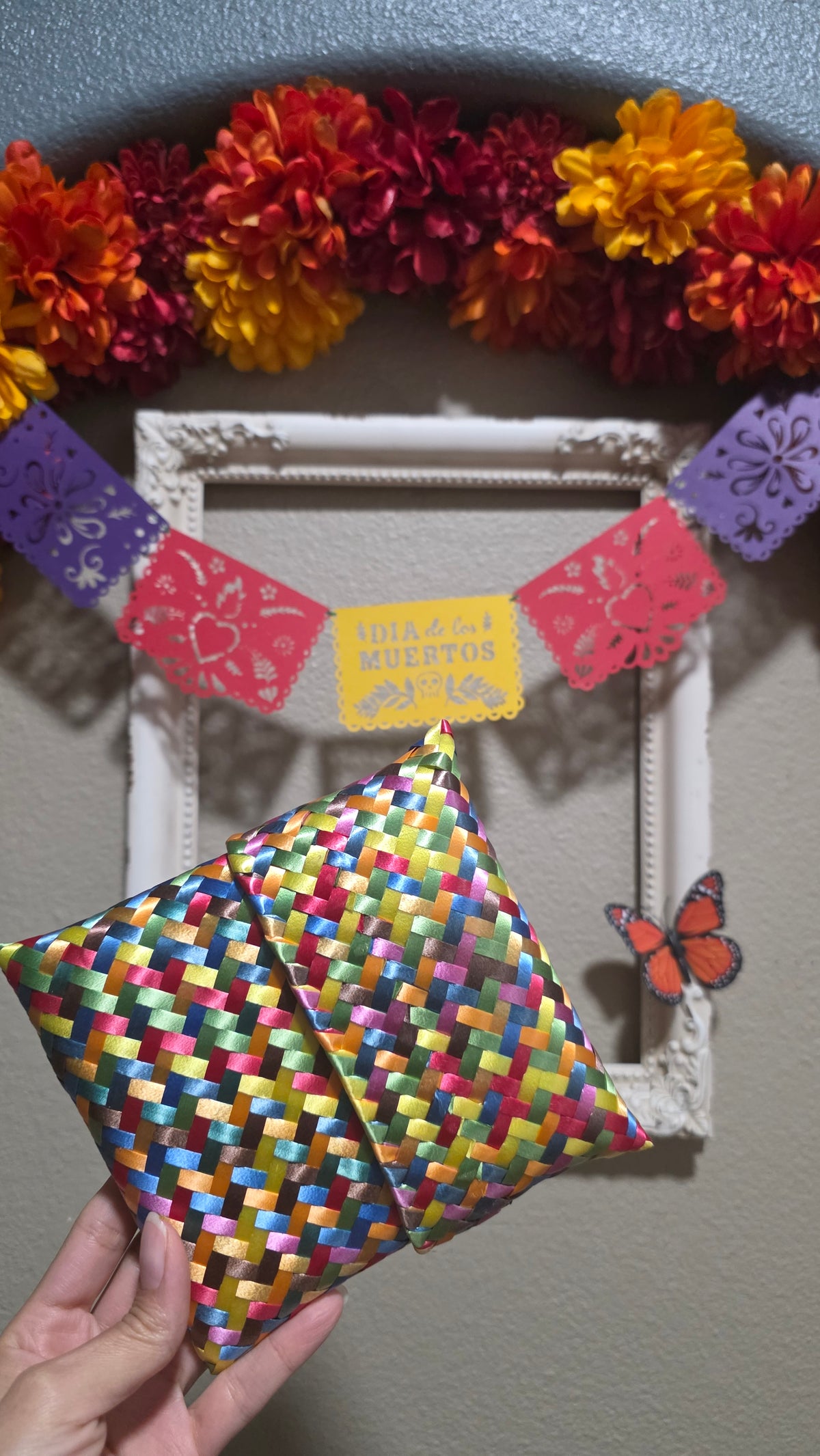 Corazón Craft Kit: Hand-Carved Wooden Heart