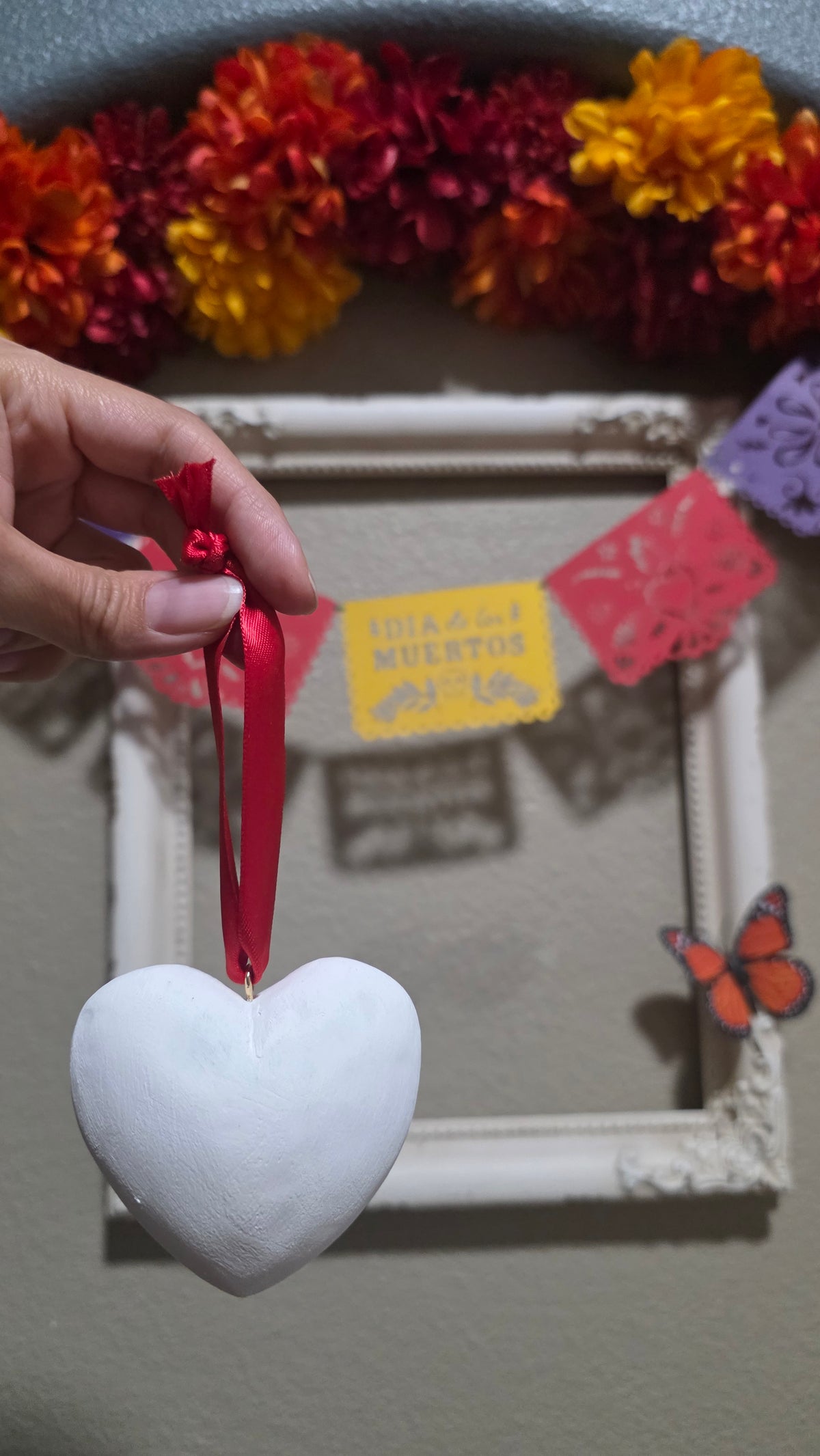 Corazón Craft Kit: Hand-Carved Wooden Heart
